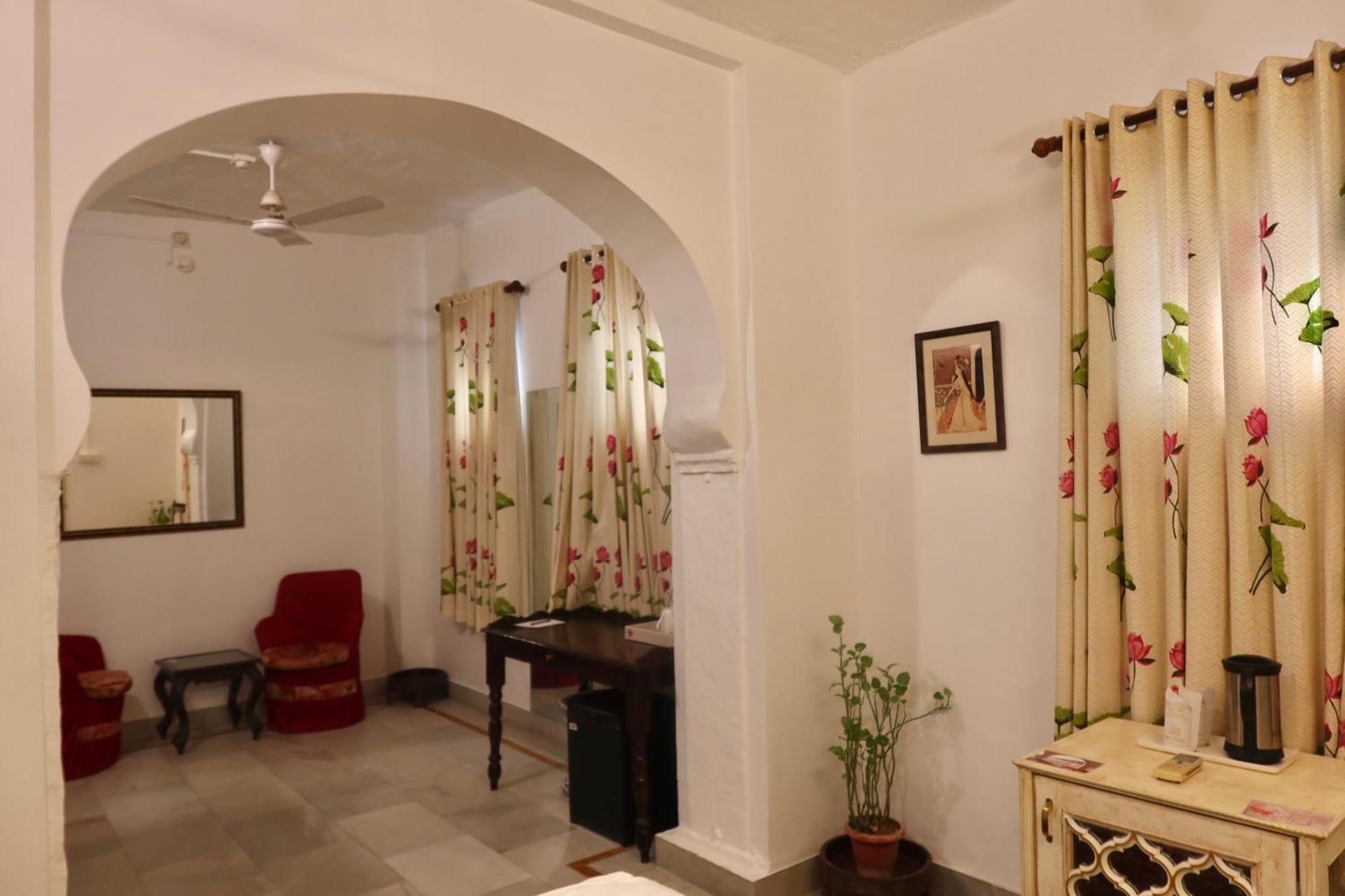 Dev Niwas - Heritage Hotel Бунді Екстер'єр фото